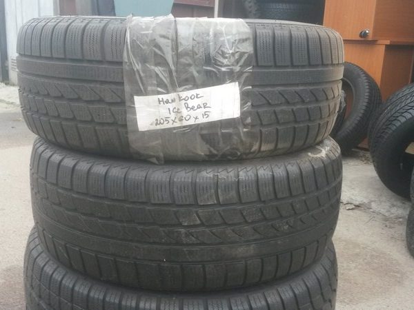 Hankook IceBear W300 205/60/15